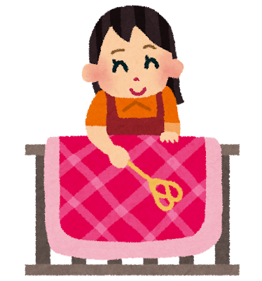 ベランダの柵に布団を干して、ぺんぺんと叩いている女性のイラストです。