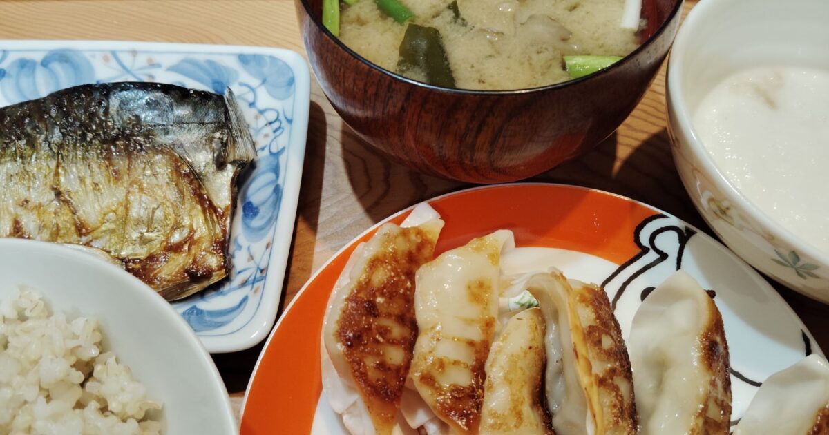 サバの塩焼き・餃子定食