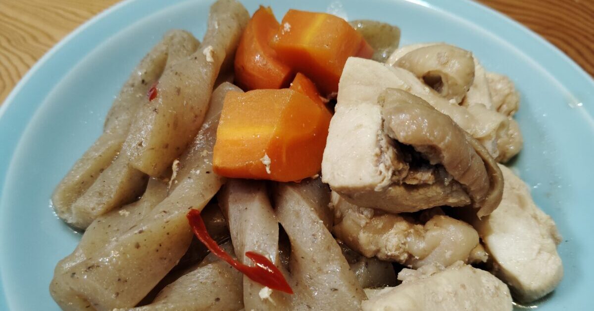 鶏胸肉とこんにゃくの煮物