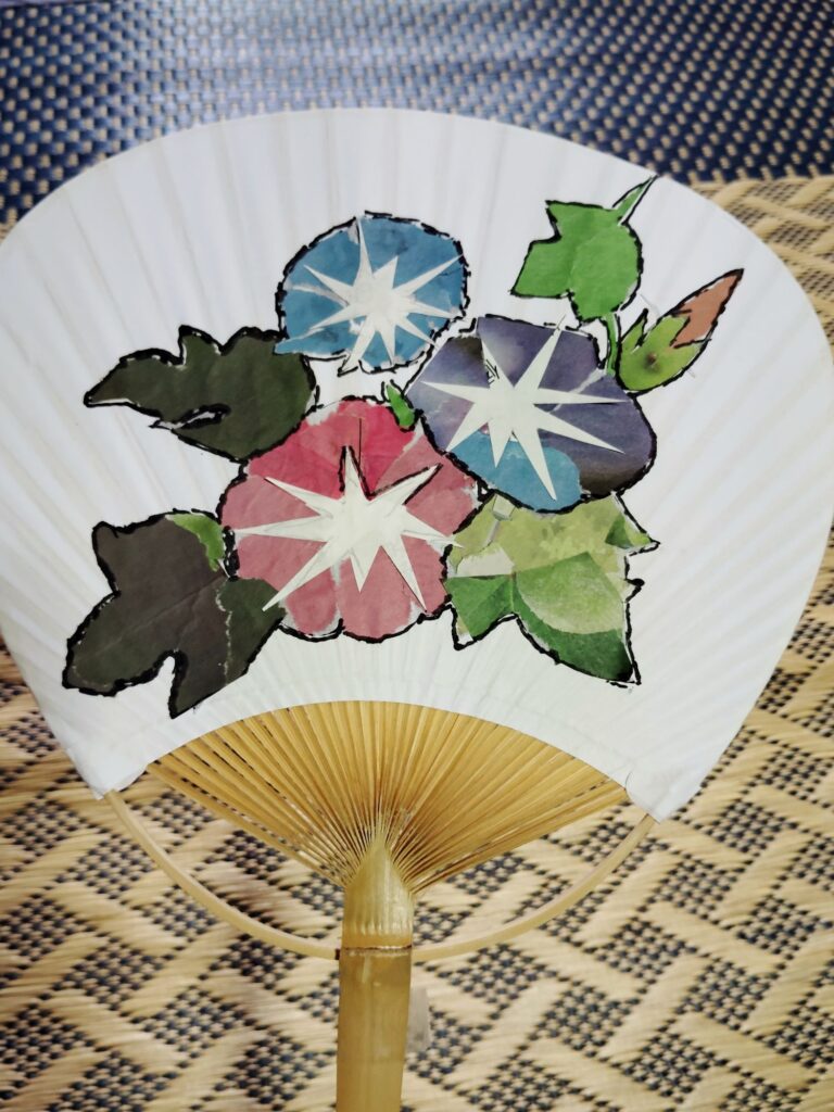 朝顔のちぎり絵うちわ