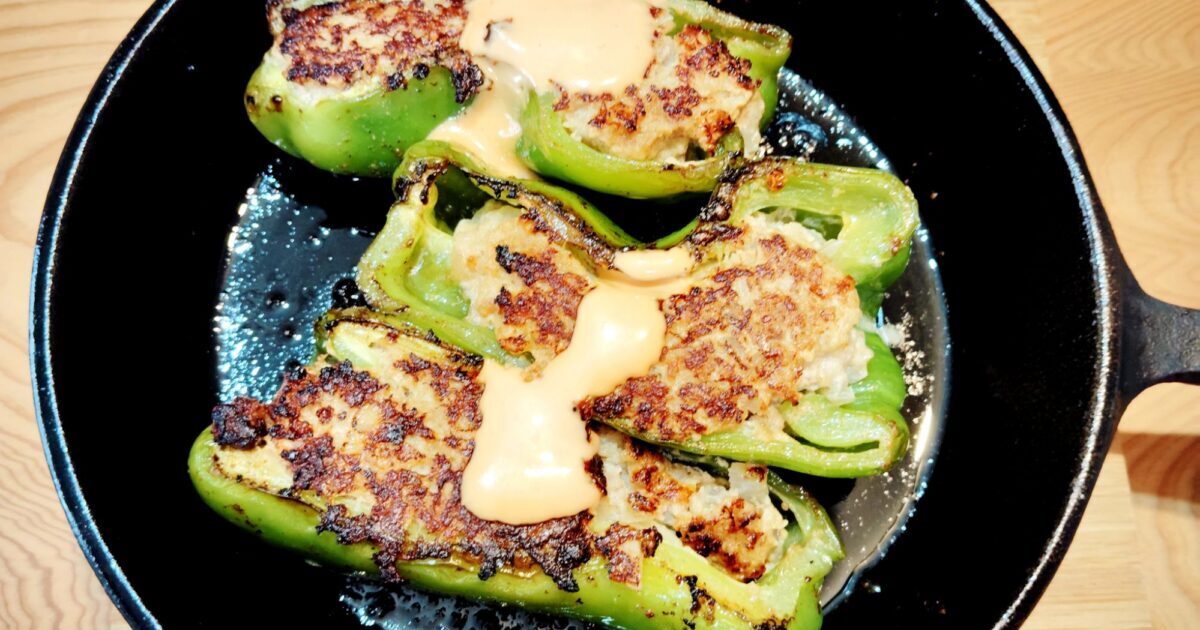 ピーマンの肉詰め・オーロラソース