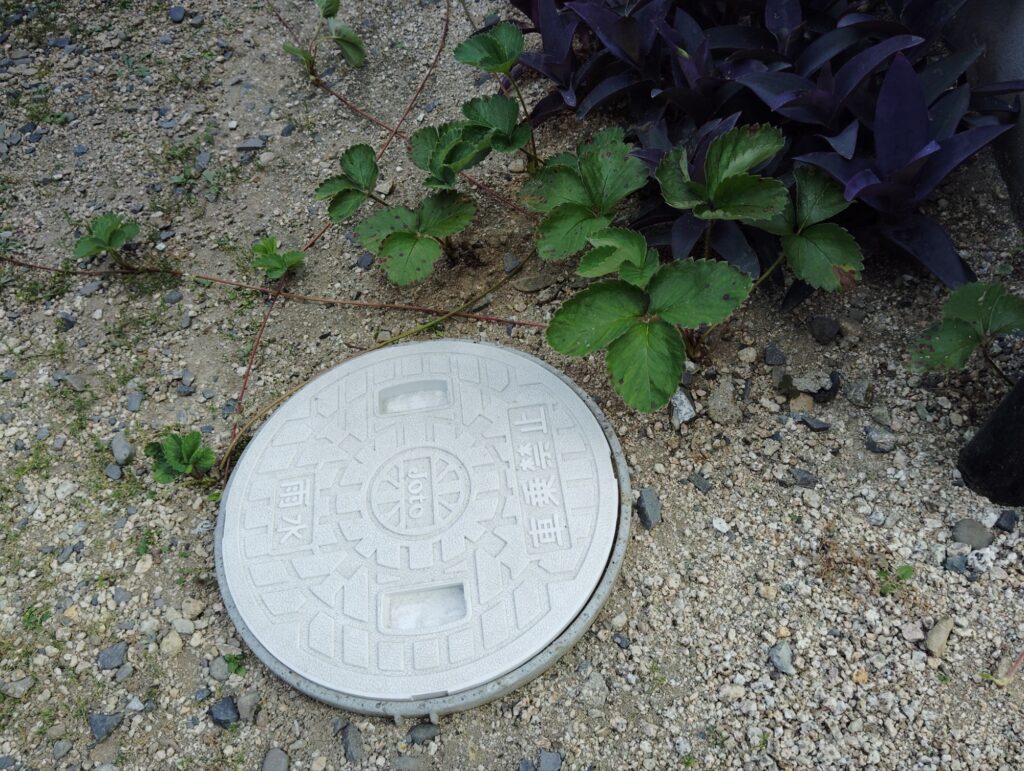雨水マスのフタ(新品)