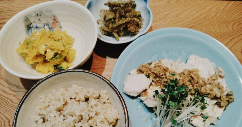 鶏ハム・玉ねぎタレ　かぼちゃサラダ　ゴーヤの佃煮